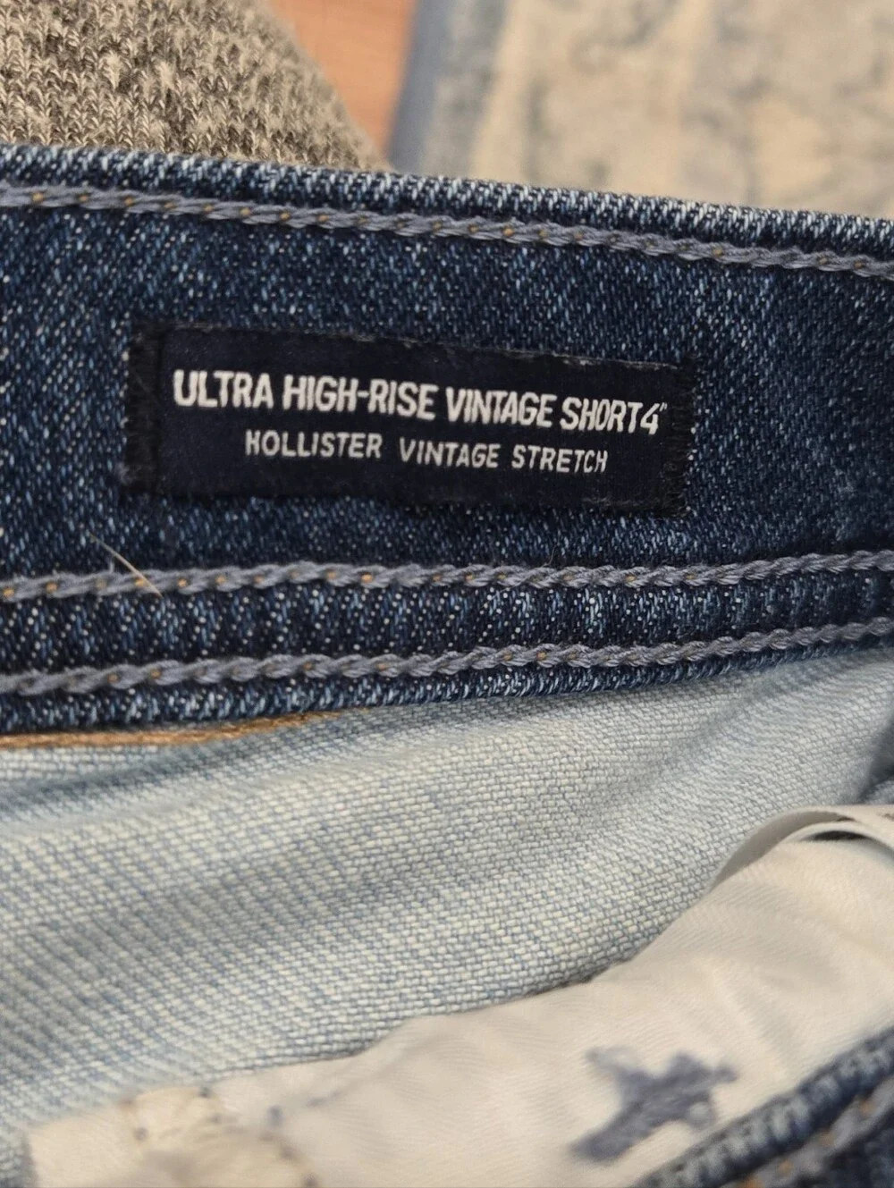 Hollister•Two-Tone Denim Ultra High Rise Vintage Short. Sz 7, 28in Waist - Picture 7 of 7
